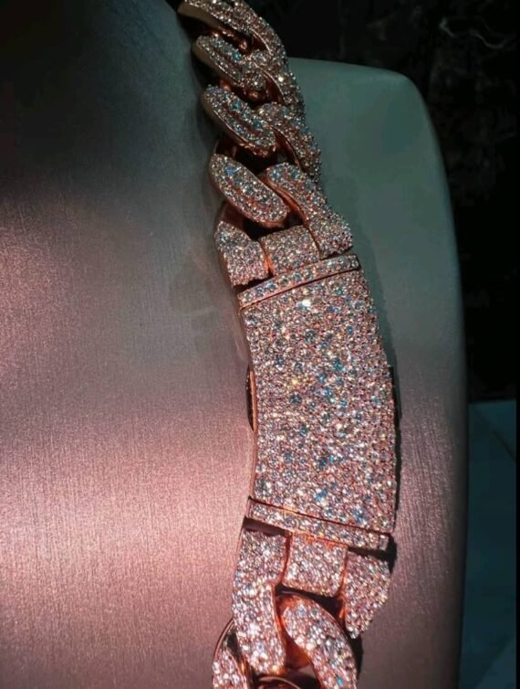 Fashionable Cuban Chains Made in 14Kt White Gold vvs Clarity Flawless Moissanite Diamond Jewelry