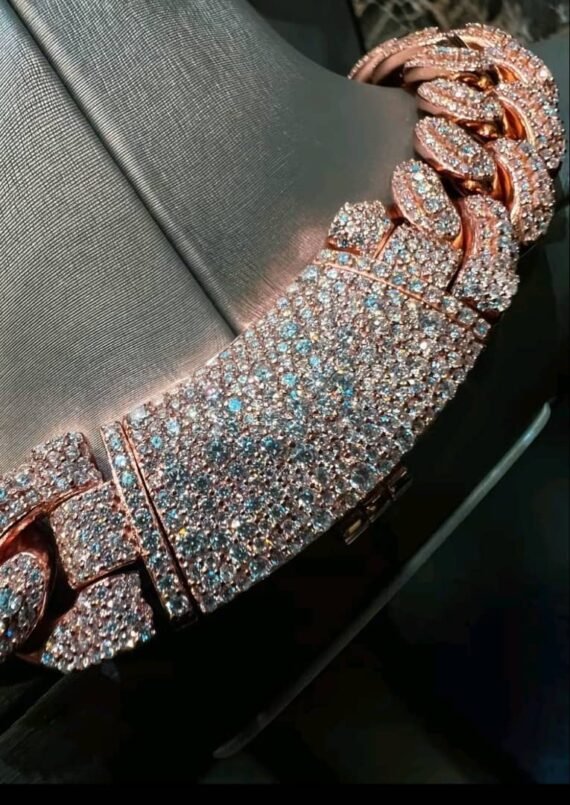Fashionable Cuban Chains Made in 14Kt White Gold vvs Clarity Flawless Moissanite Diamond Jewelry