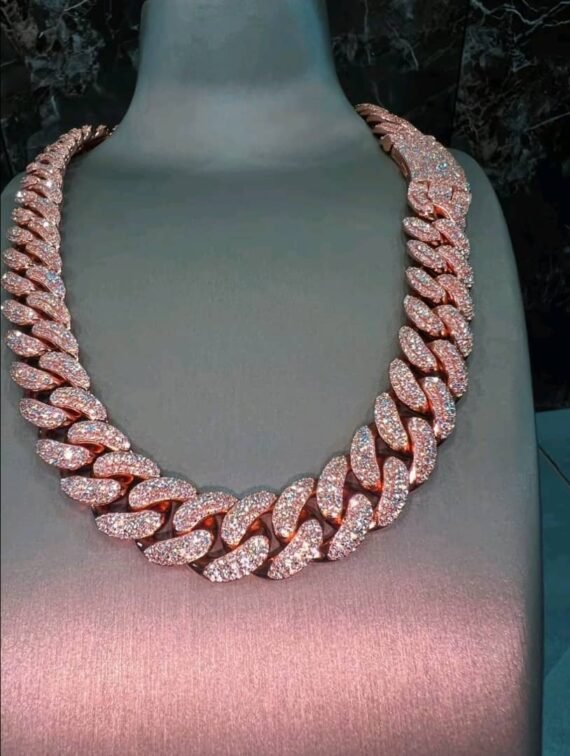 Fashionable Cuban Chains Made in 14Kt White Gold vvs Clarity Flawless Moissanite Diamond Jewelry