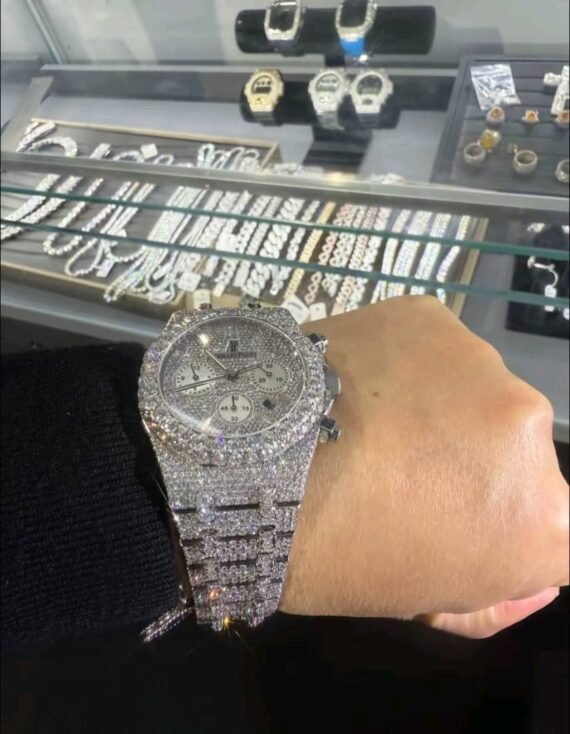 Montre chronographe Iced out Audemars Piguet Royal Oak 42 mm diamant naturel