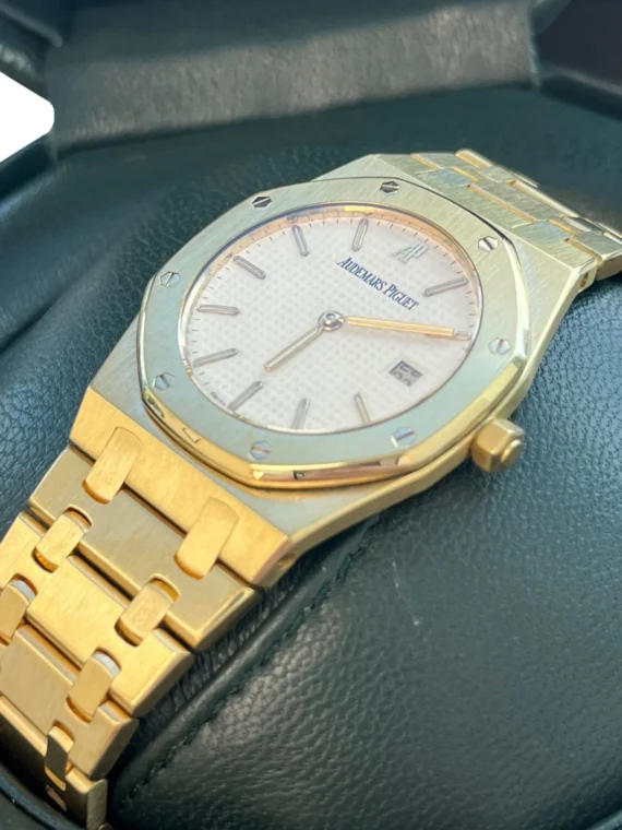 Audemars Piguet Royal Oak White Women's Watch - 56303BA