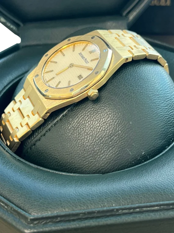 Audemars Piguet Royal Oak White Women's Watch - 56303BA