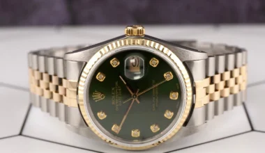 Rolex Datejust 36mm Yellow Gold Fluted Green Diamond Dial Jubilee Watch